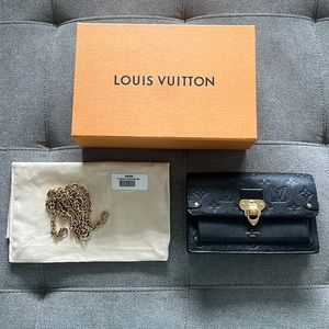 LOUIS VUITTON VAVIN CHAIN WALLET